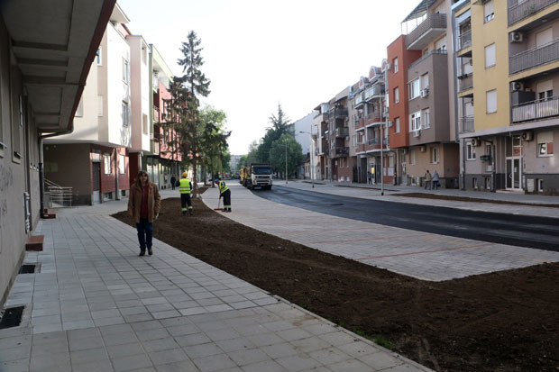 ПОСЛЕ ШЕСТ МЕСЕЦИ: Толстојевој нови изглед